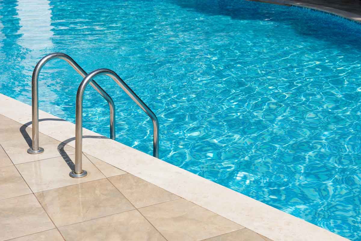 detectar fuga de agua en piscina