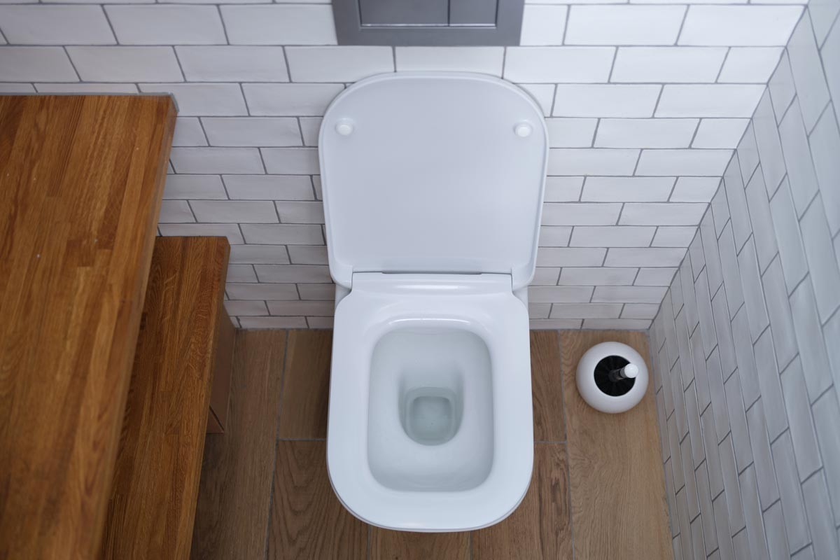 qué hacer cuando el inodoro se queda sin agua